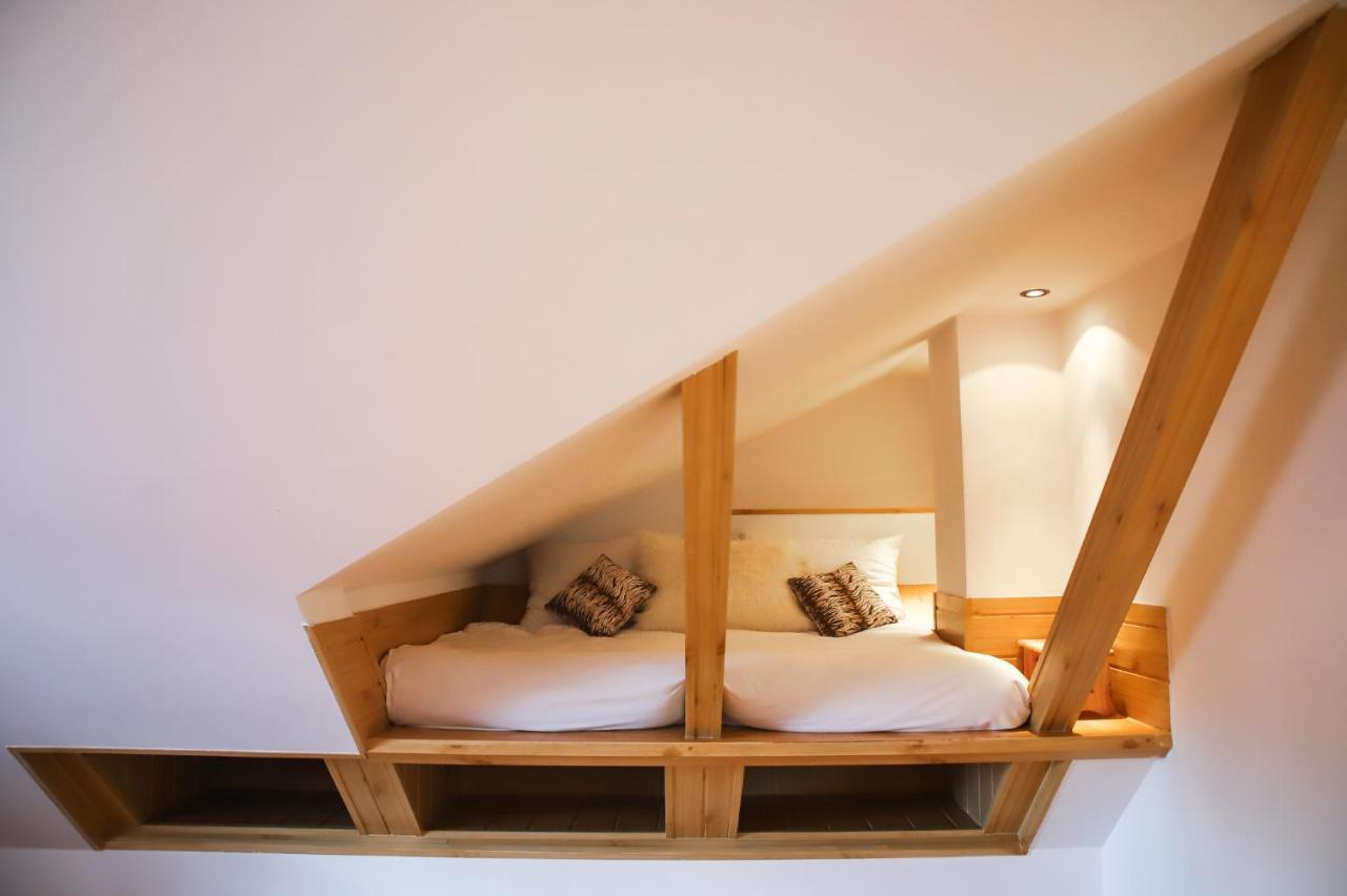 Lovely Apartment In City Center Of Jelenia Gora. Buitenkant foto